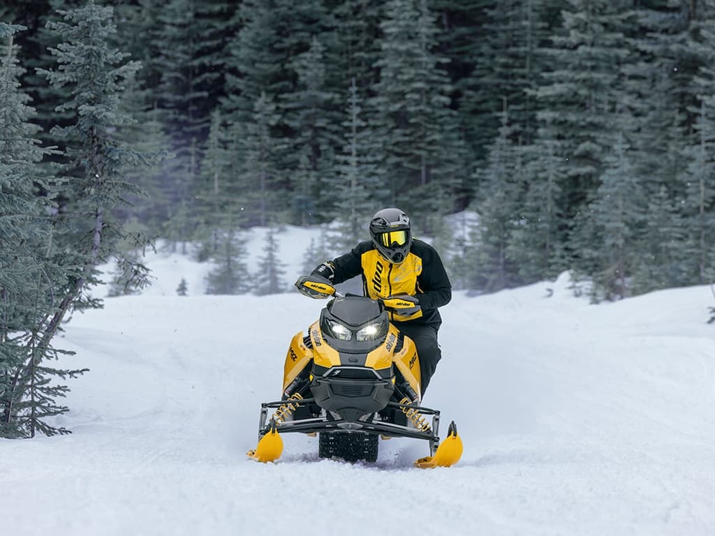 Ski-Doo MXZ X-RS — фото 2